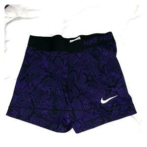 Black & purple nike pros